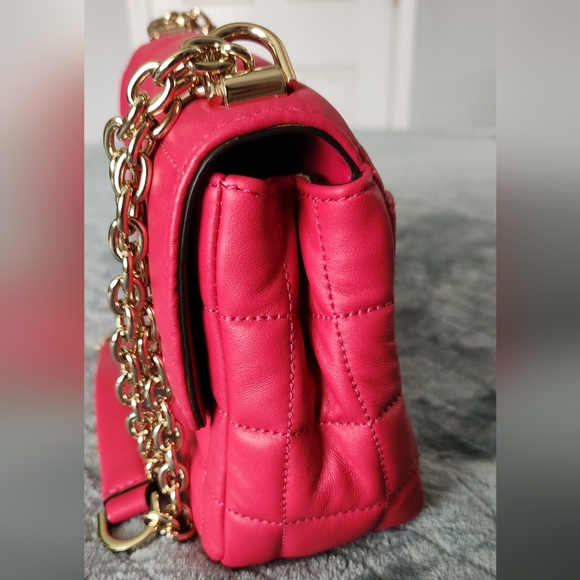 ⭐️ Host Pick ⭐️ NWT Michael Kors SoHo Quilted Leather Large Shoulder Bag - Picture 11 of 12